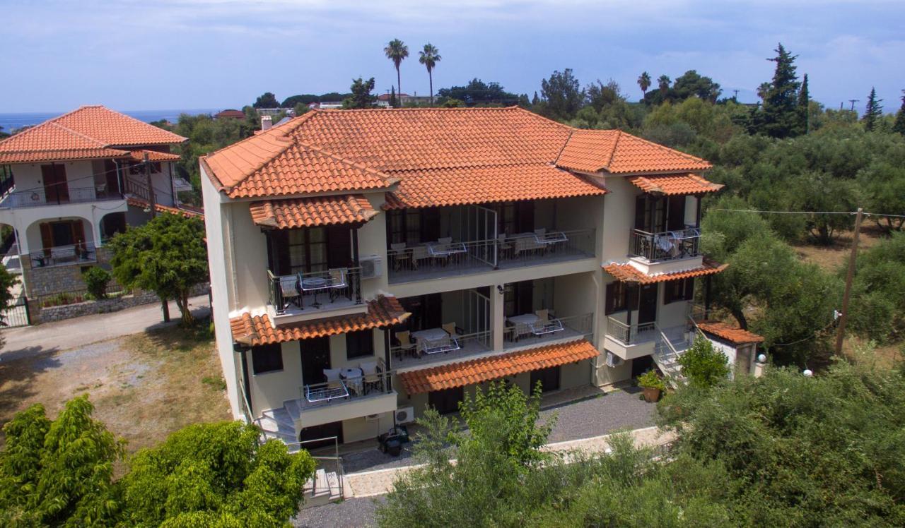 Theano Apartments Stoúpa Esterno foto