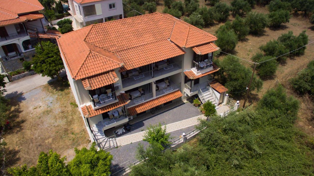 Theano Apartments Stoúpa Esterno foto